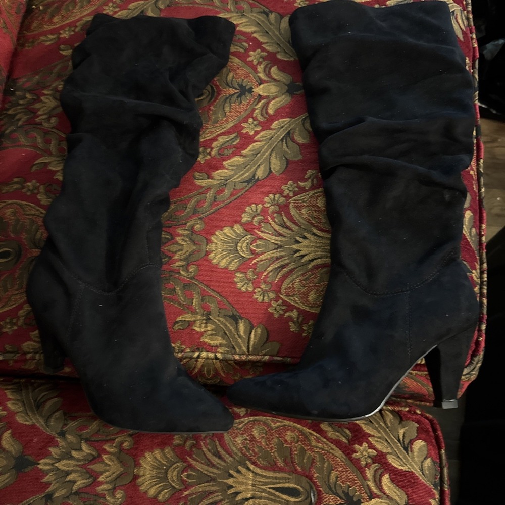 Womens Knee High Suede Boots size 7.5